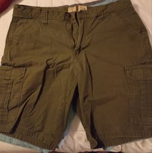 Men's cargo shorts